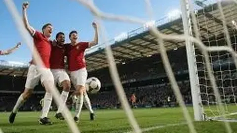 梅西虽创纪录，小罗巅峰更胜一筹：巴萨传奇之争议