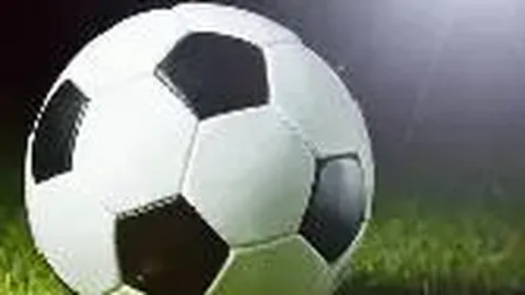 鬼鬼缅怀黄鸿升，深夜抒发对逝友思念之情